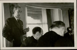 Jacinto Guerrero en una comida