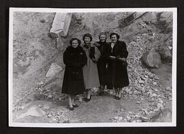 [Compañía de teatro "El canastillo de fresas"]