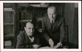 Inocencio Guerrero con un amigo