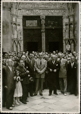 [Jacinto Guerrero en la inauguración de la calle Trastámara, en Toledo, dedicada a él]