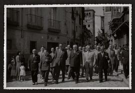 [Jacinto Guerrero en la inauguración de la calle Trastámara, en Toledo, dedicada a él]