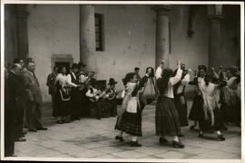 [Jacinto Guerrero en Toledo con miembros de sociedades de autores extranjeras]